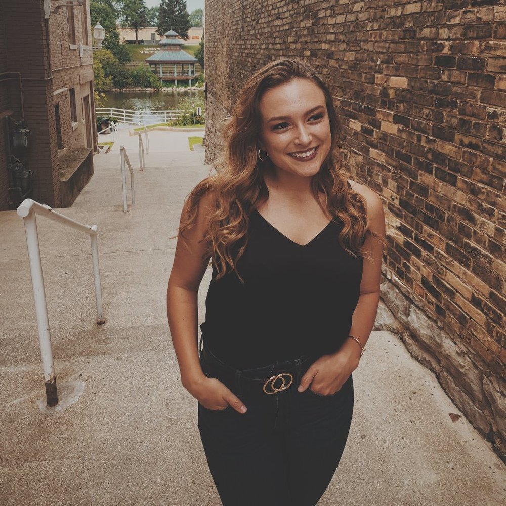 Meet your Posher, Emma